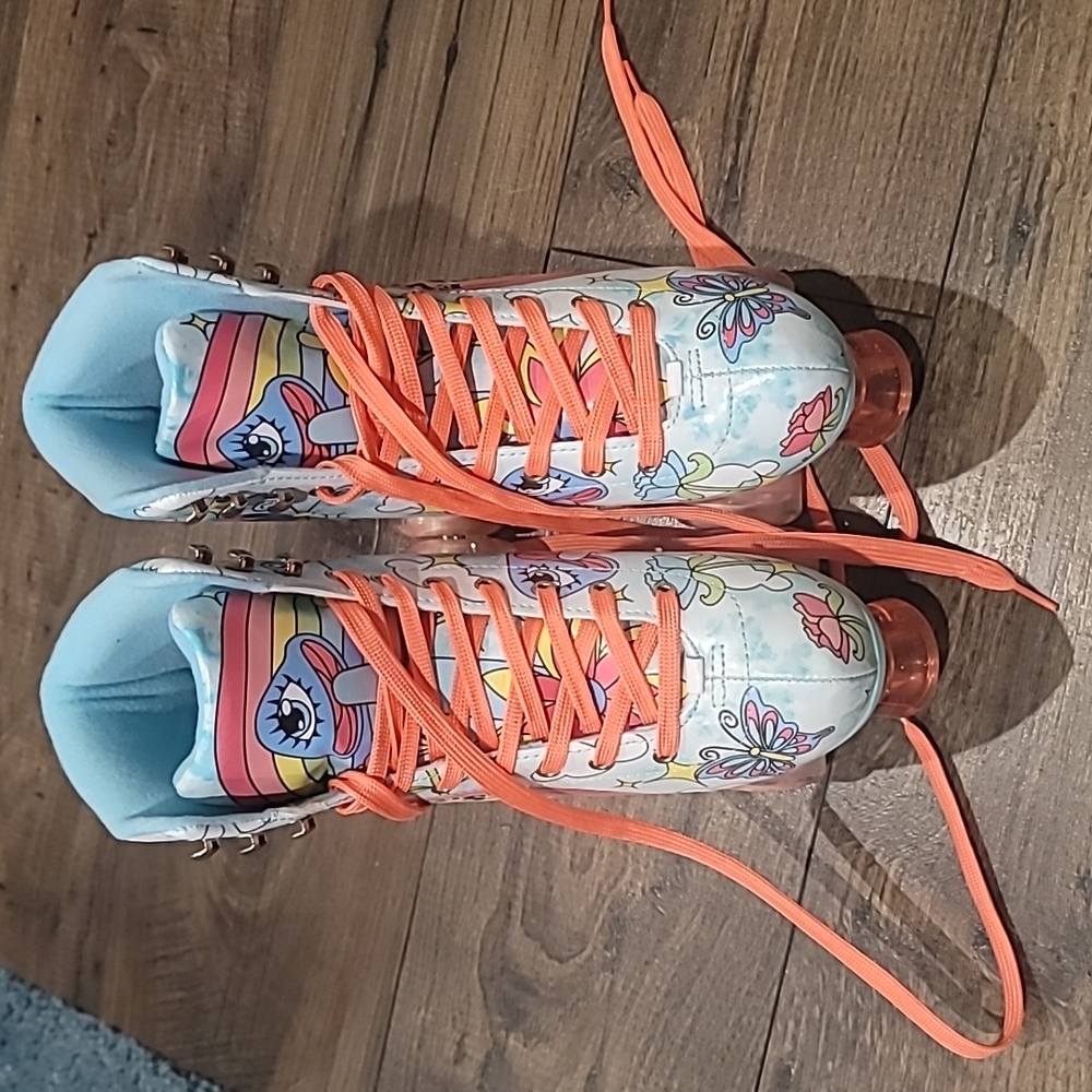 Brand New Current mood roller skates in size 8
